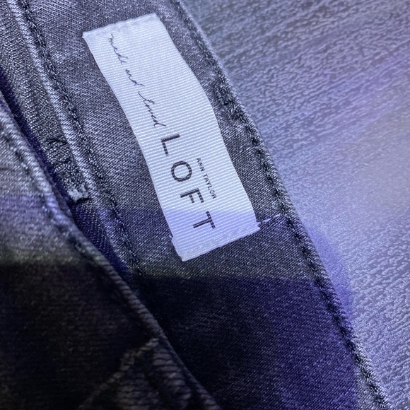 LOFT Skinny Jeans - Picture 3 of 5